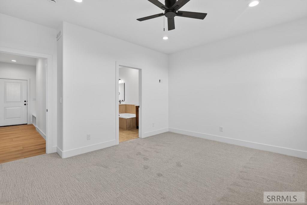11735 Westfield Ave Property Photo 27