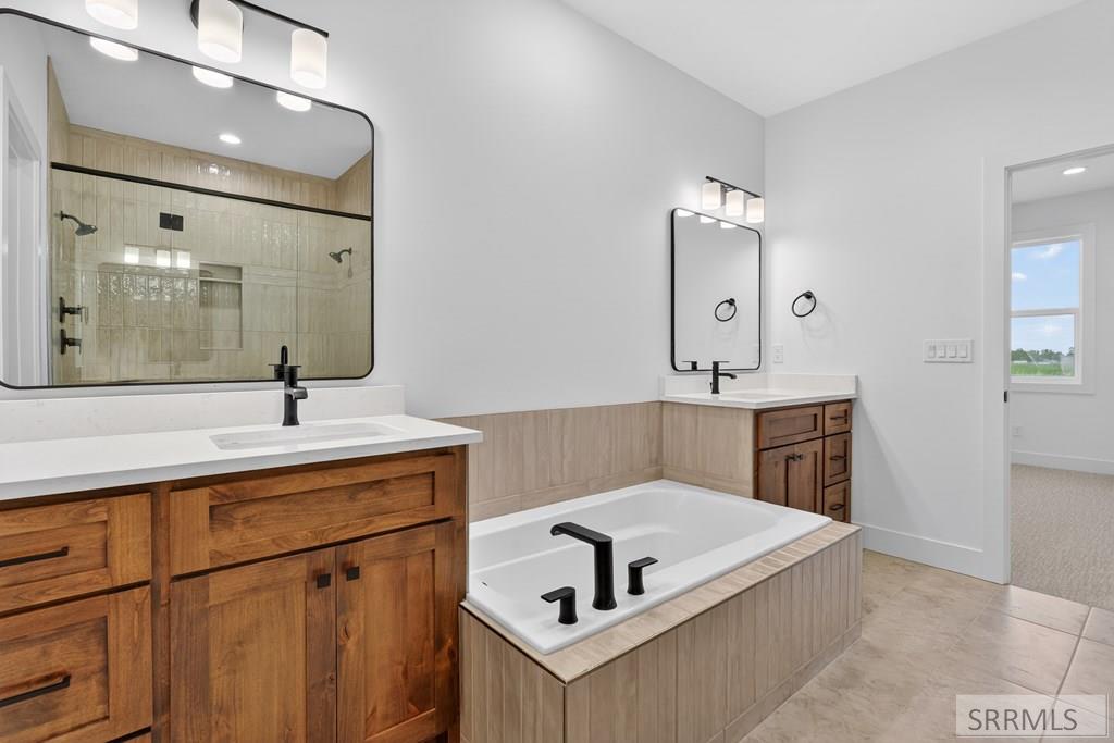 11735 Westfield Ave Property Photo 32