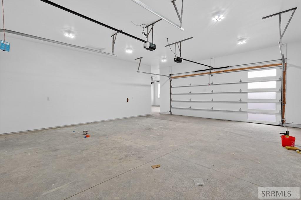 11735 Westfield Ave Property Photo 40