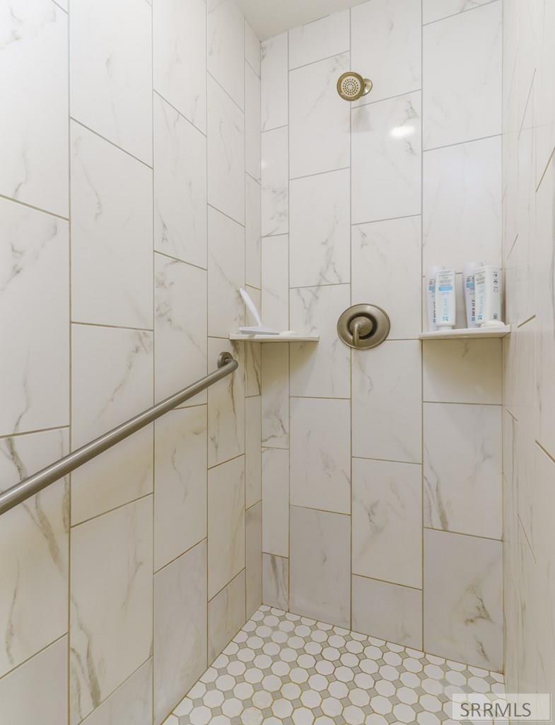 1296 Angela St Property Photo 46