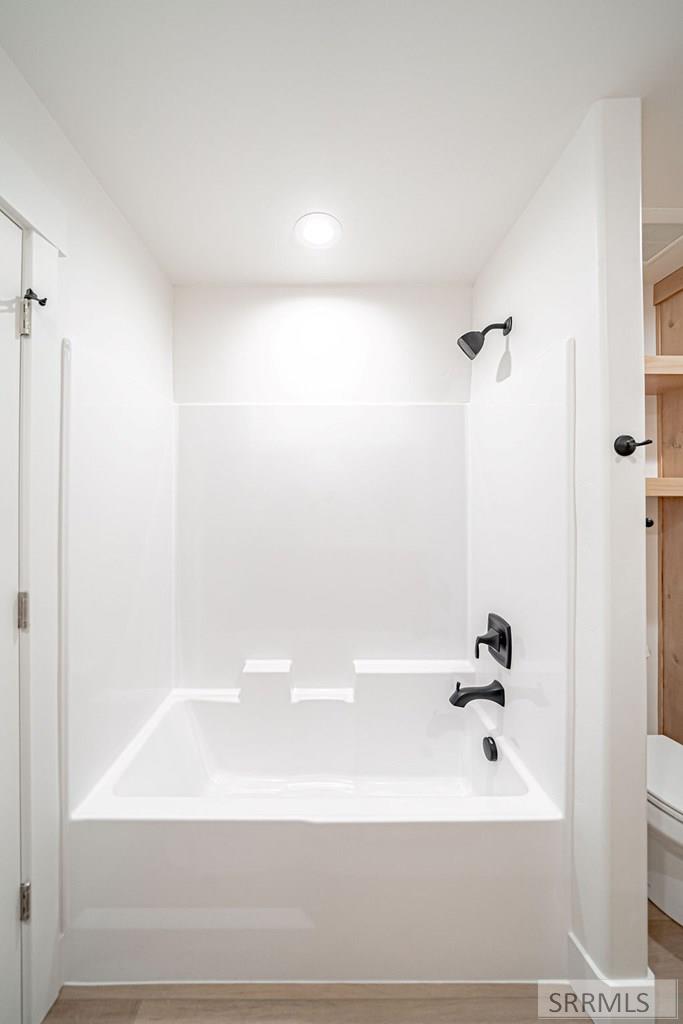 1295/1297 Bear Avenue Property Photo 15