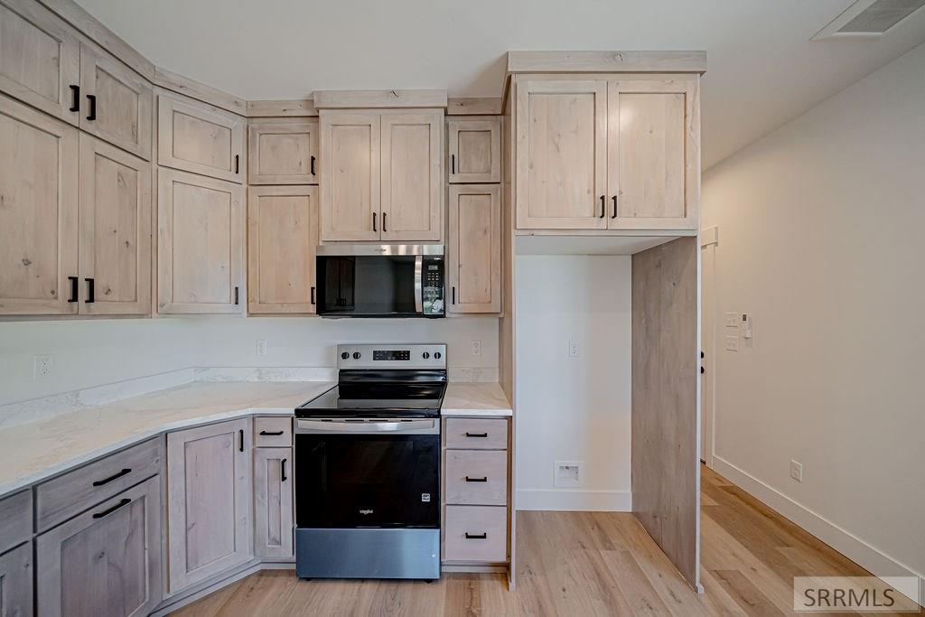 1295/1297 Bear Avenue Property Photo 26