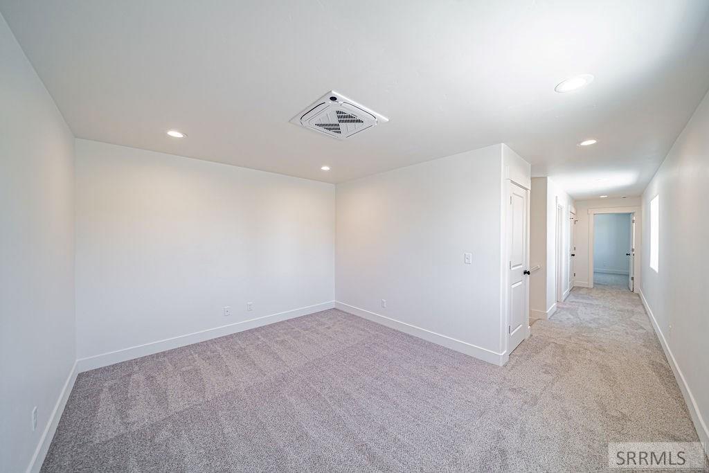1295/1297 Bear Avenue Property Photo 34