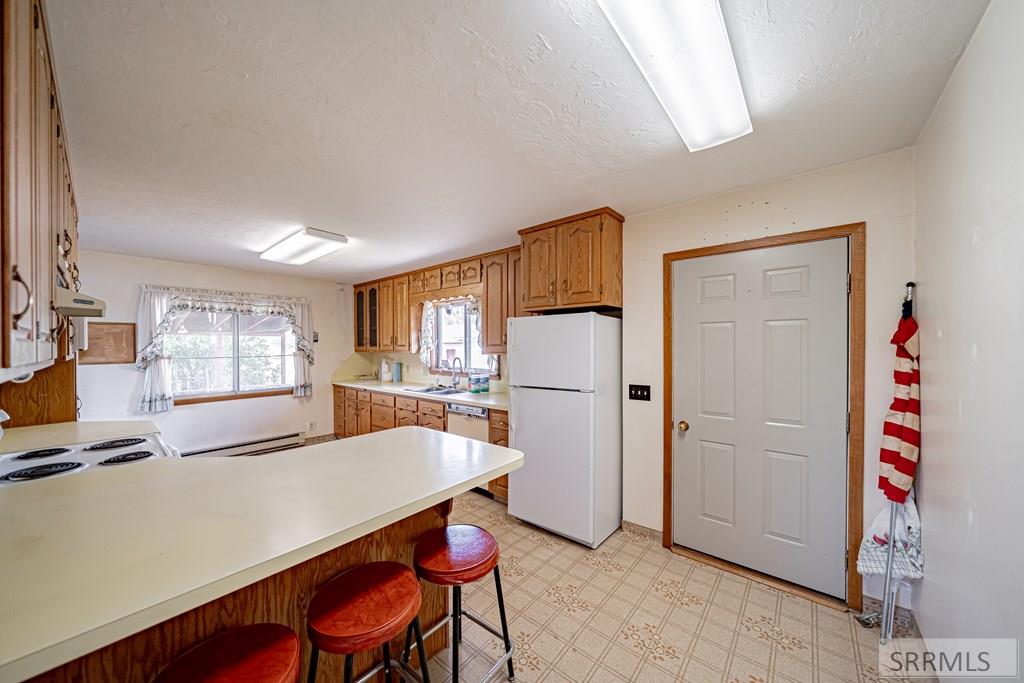 755 S River Road Property Photo 20