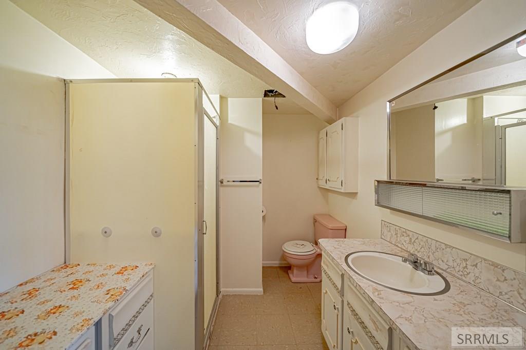 755 S River Road Property Photo 42