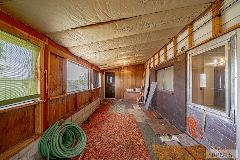 755 S River Road Property Photo 45