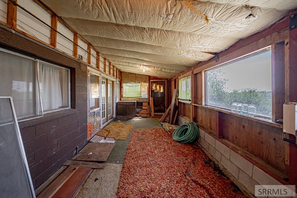 755 S River Road Property Photo 46