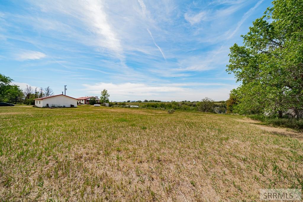 755 S River Road Property Photo 67