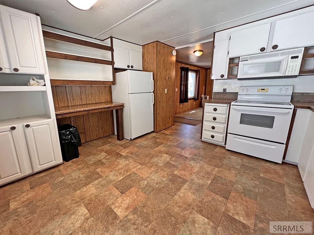 760 W Alameda Road # 18 Property Photo 6