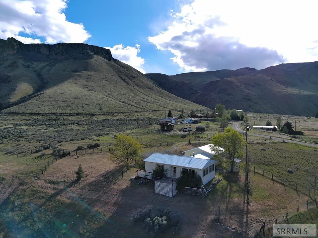 225 Pheasant Road Property Photo 3
