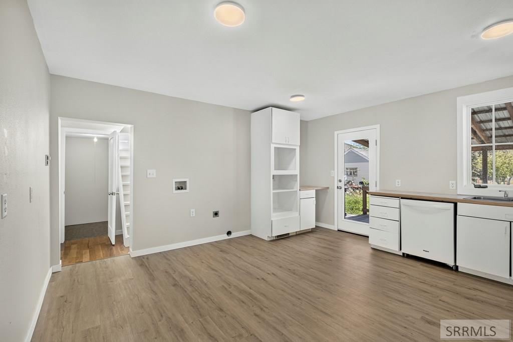 667 Decoria Avenue Property Photo 12
