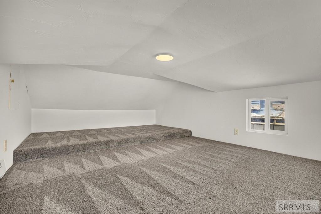 667 Decoria Avenue Property Photo 25
