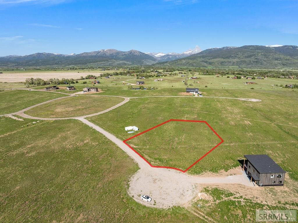 1753 Foxtail Drive Property Photo 38