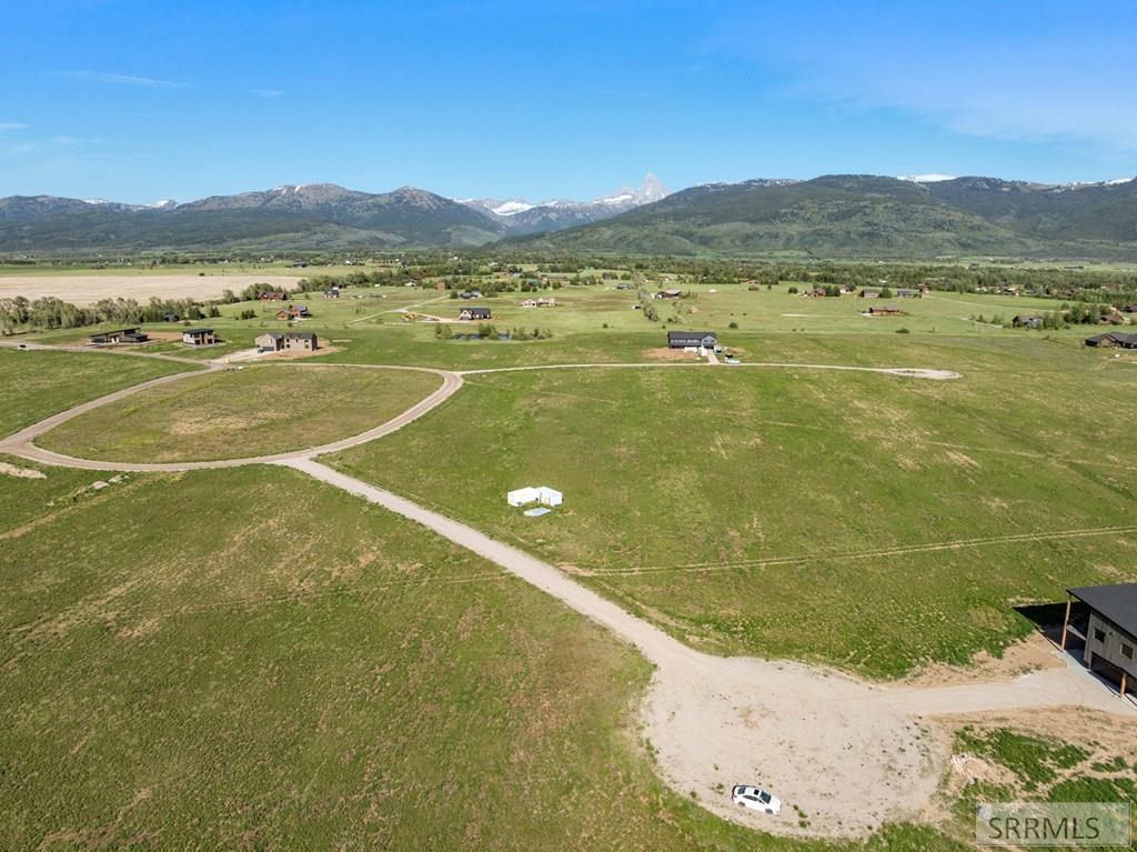 1753 Foxtail Drive Property Photo 39