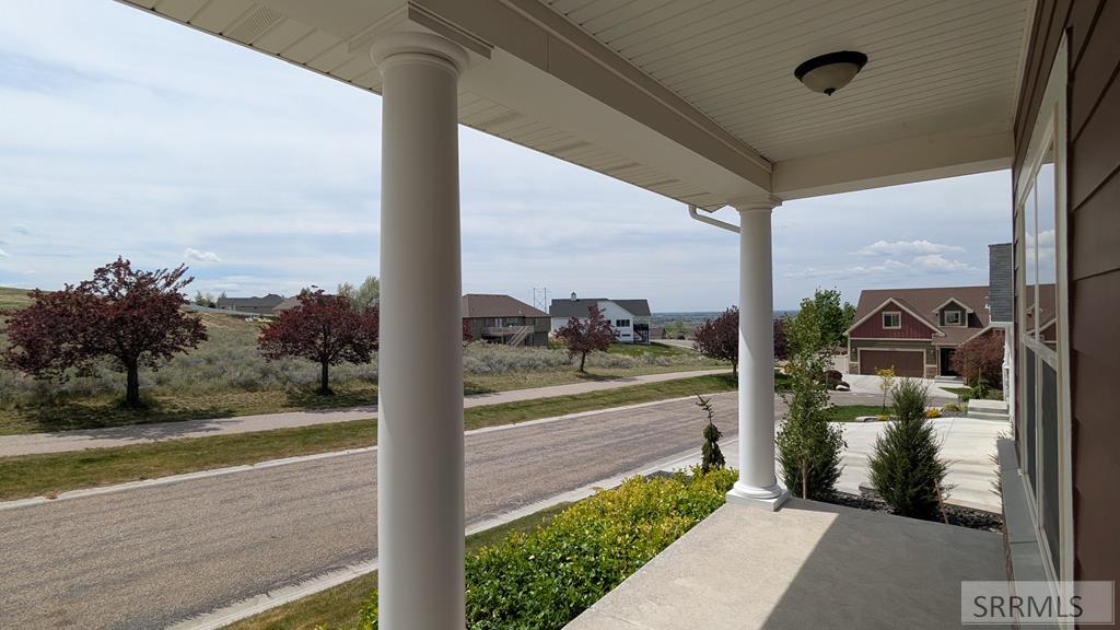 6315 E Chartwell Gardens Property Photo 24