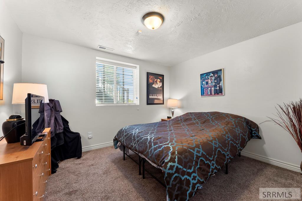 6315 E Chartwell Gardens Property Photo 46