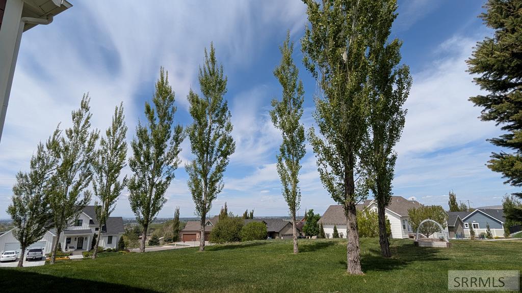 6315 E Chartwell Gardens Property Photo 52