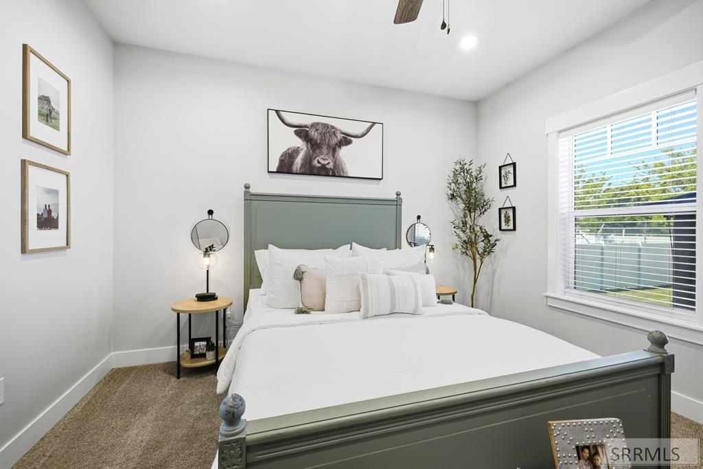 683 N 2876 East Property Photo 17