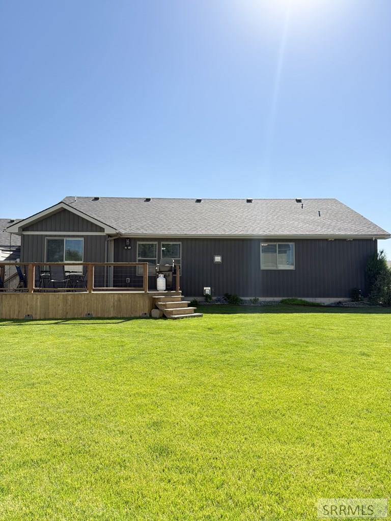 5503 Lakefield Cir Property Photo 4