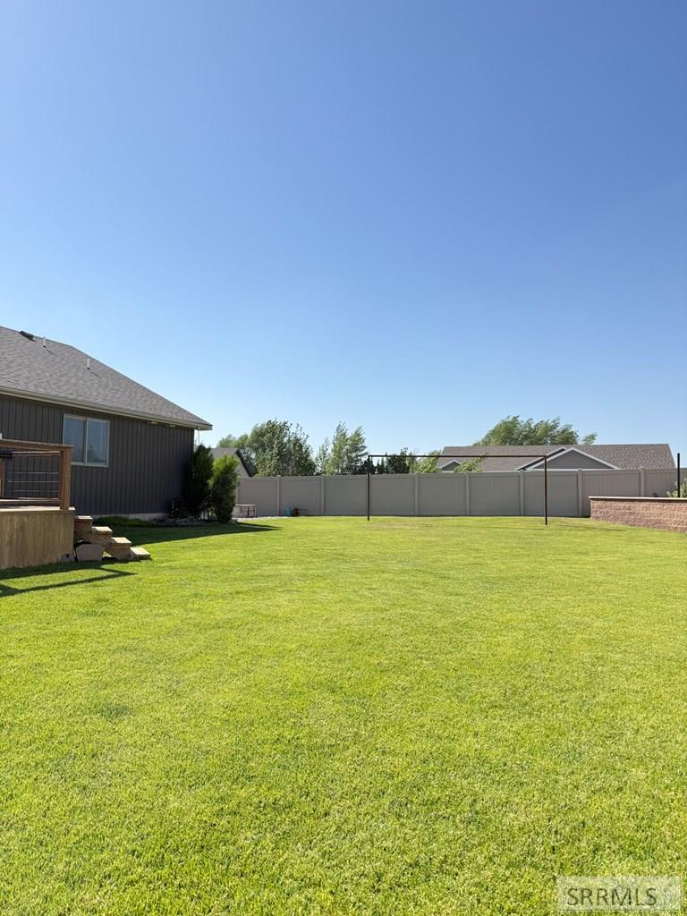 5503 Lakefield Cir Property Photo 7