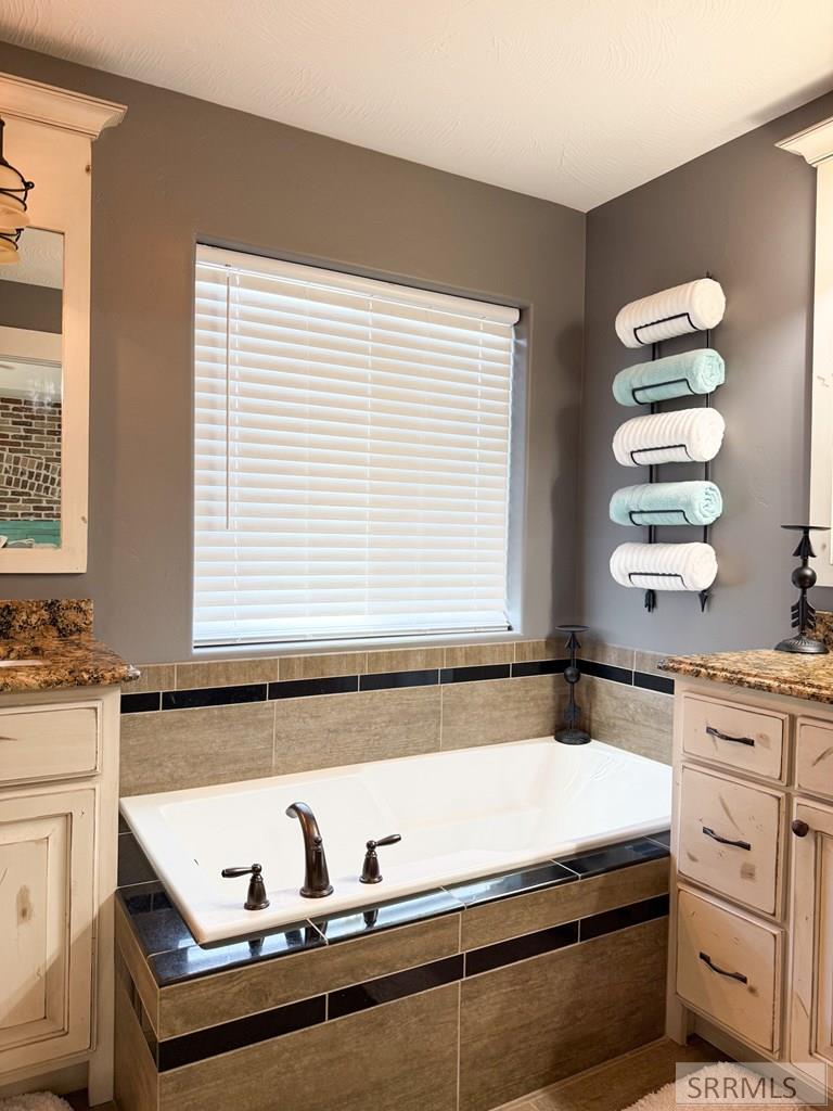 5503 Lakefield Cir Property Photo 29