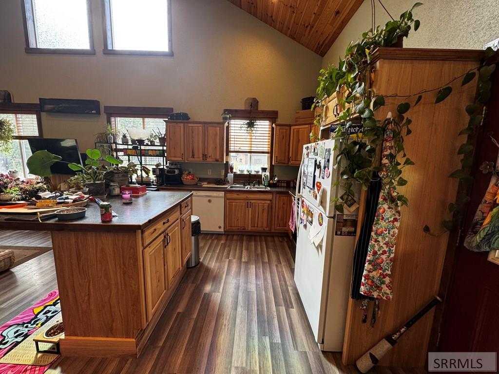 7 Shady Lane Property Photo 3