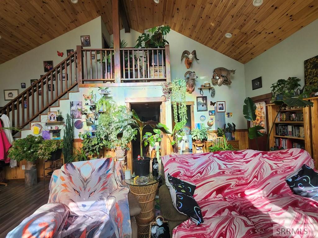 7 Shady Lane Property Photo 6