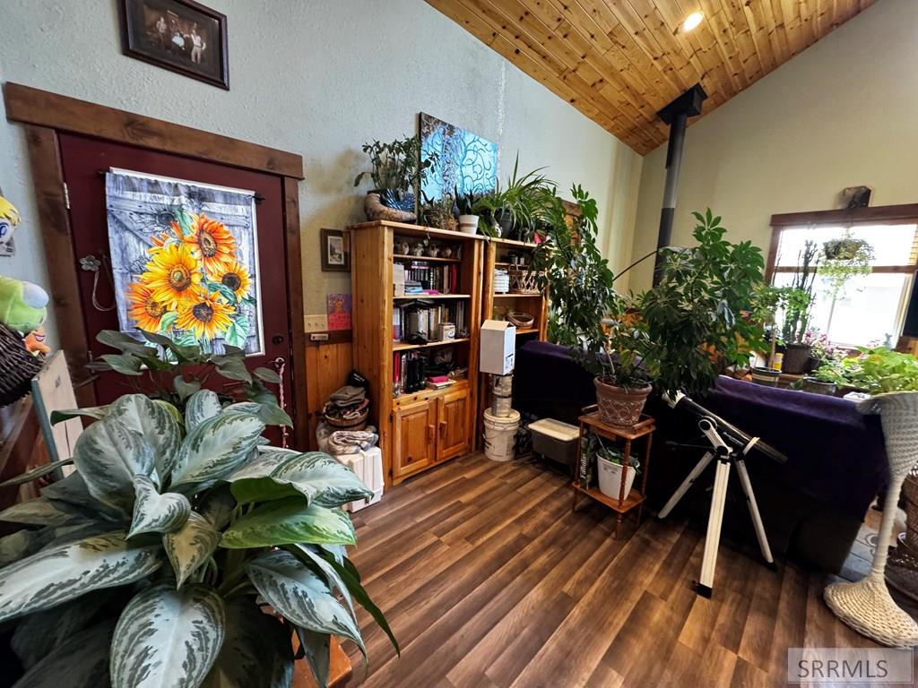 7 Shady Lane Property Photo 8
