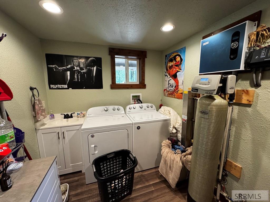 7 Shady Lane Property Photo 10