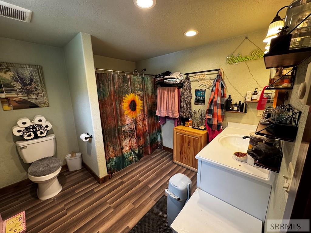 7 Shady Lane Property Photo 15