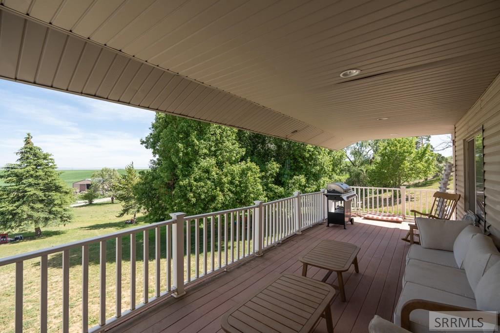 1881 W 113 N Property Photo 9