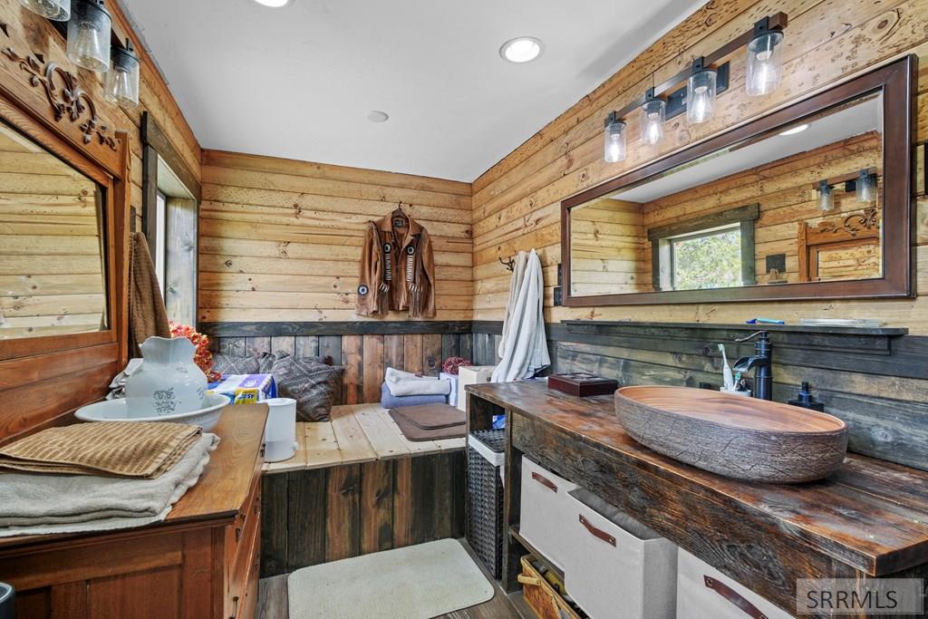 1881 W 113 N Property Photo 25