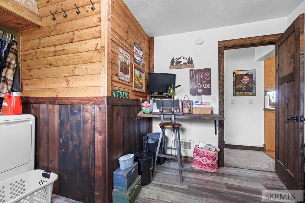 1881 W 113 N Property Photo 34