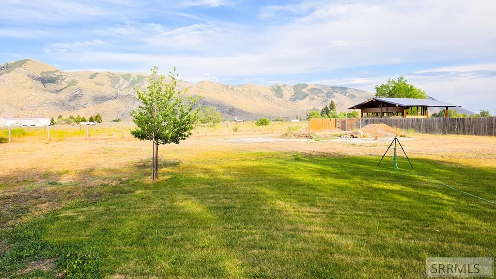 3343 W 3145 N Property Photo 9