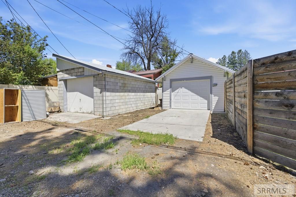 31 E 2nd N Property Photo 48