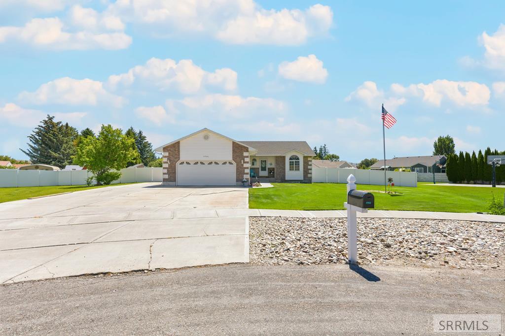 4966 E Camas Creek Circle