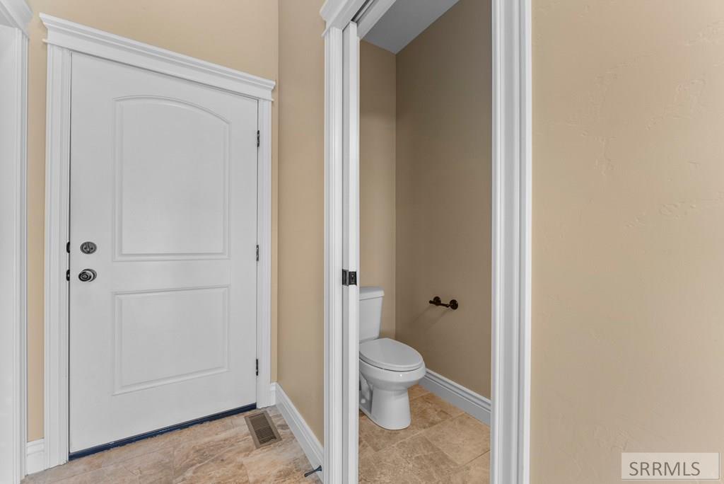 4080 E 450 N Property Photo 25