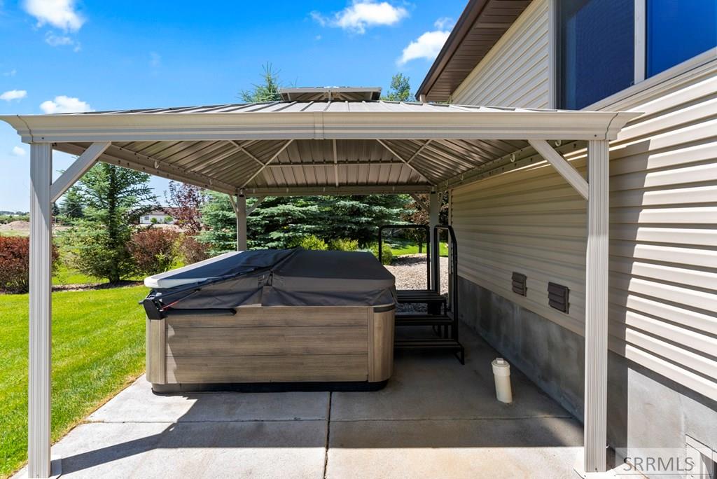 4080 E 450 N Property Photo 54