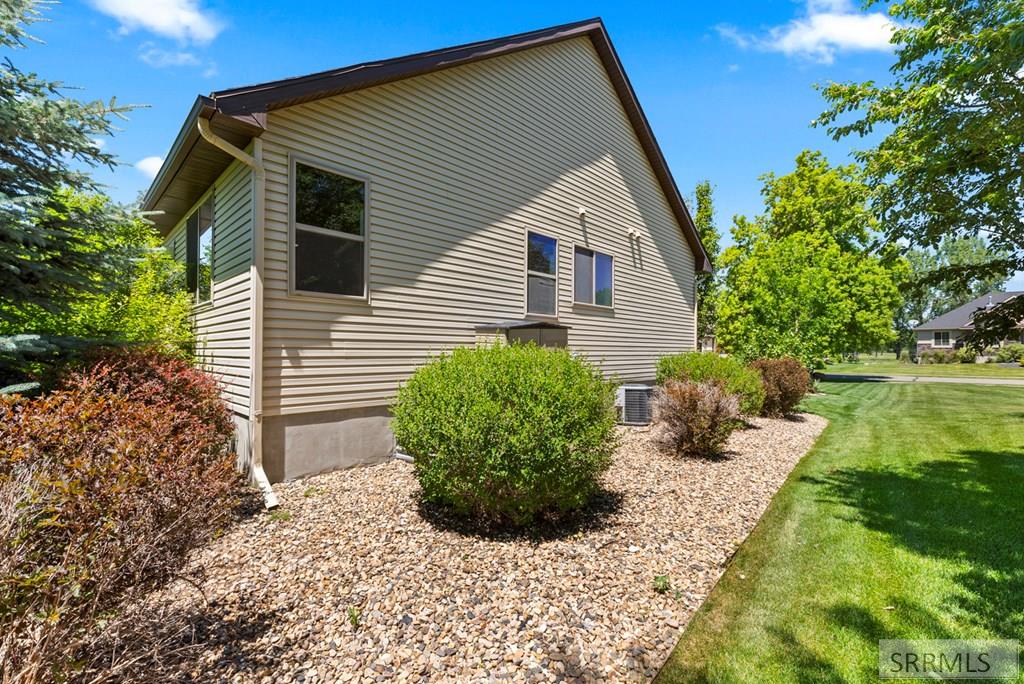 4080 E 450 N Property Photo 56
