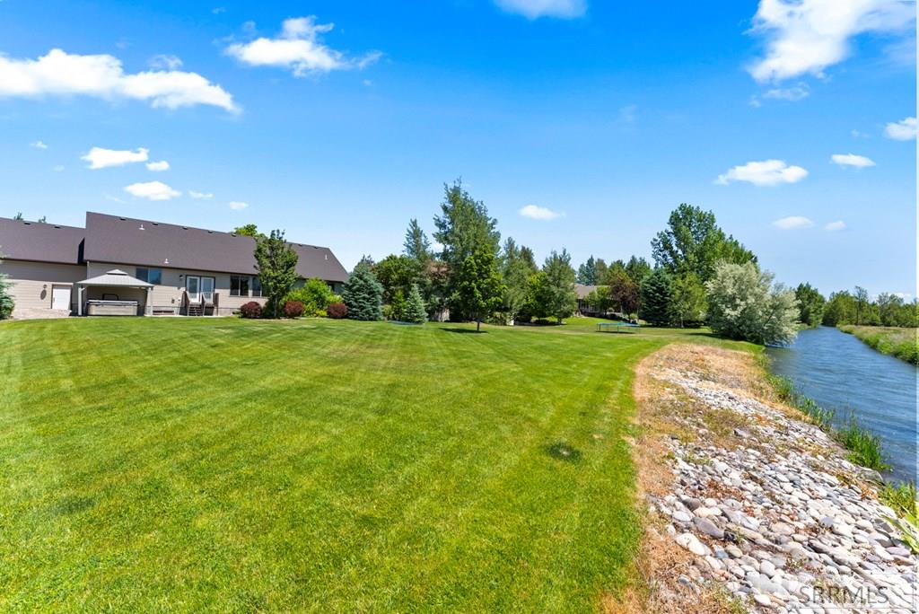 4080 E 450 N Property Photo 58