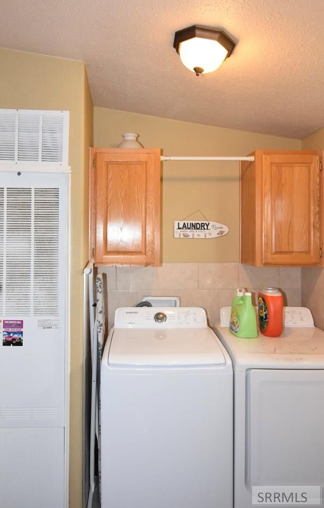 3796 E Greenwillow Lane Property Photo 11