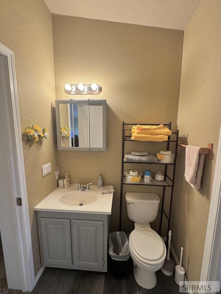 3796 E Greenwillow Lane Property Photo 14