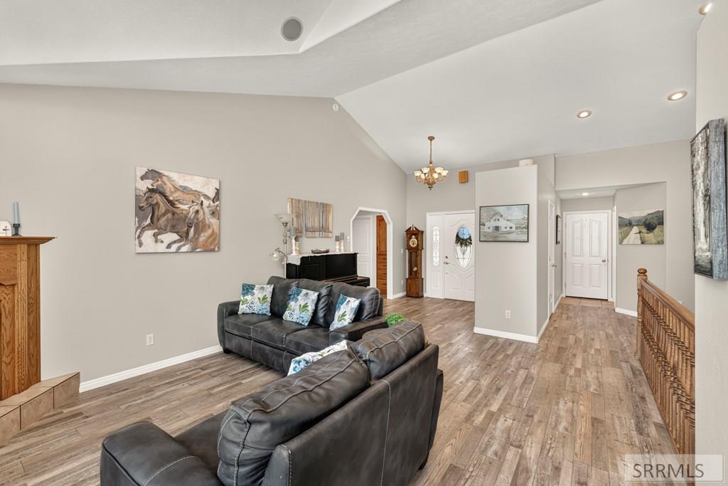 1061 N 1200 E Property Photo 9