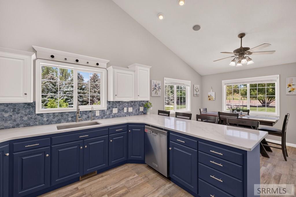 1061 N 1200 E Property Photo 11