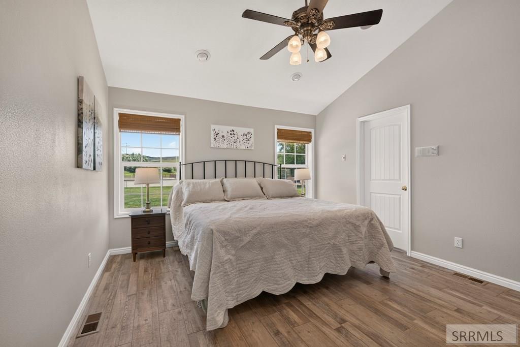 1061 N 1200 E Property Photo 18