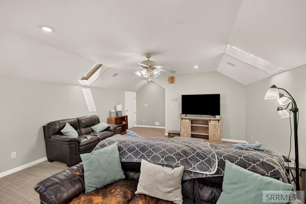 1061 N 1200 E Property Photo 29