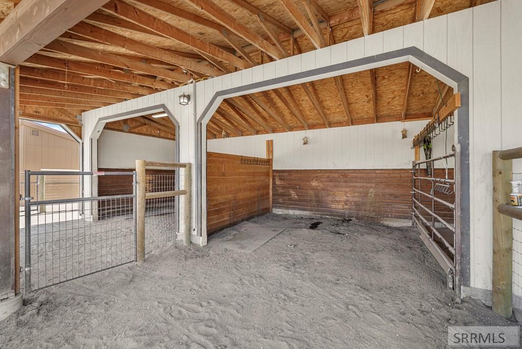 1061 N 1200 E Property Photo 54
