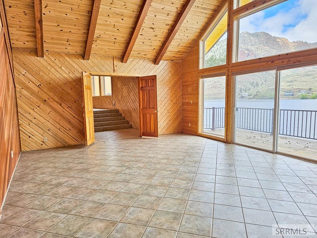 53 S Shoreline Drive Property Photo 13
