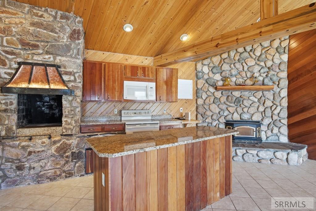 53 S Shoreline Drive Property Photo 15