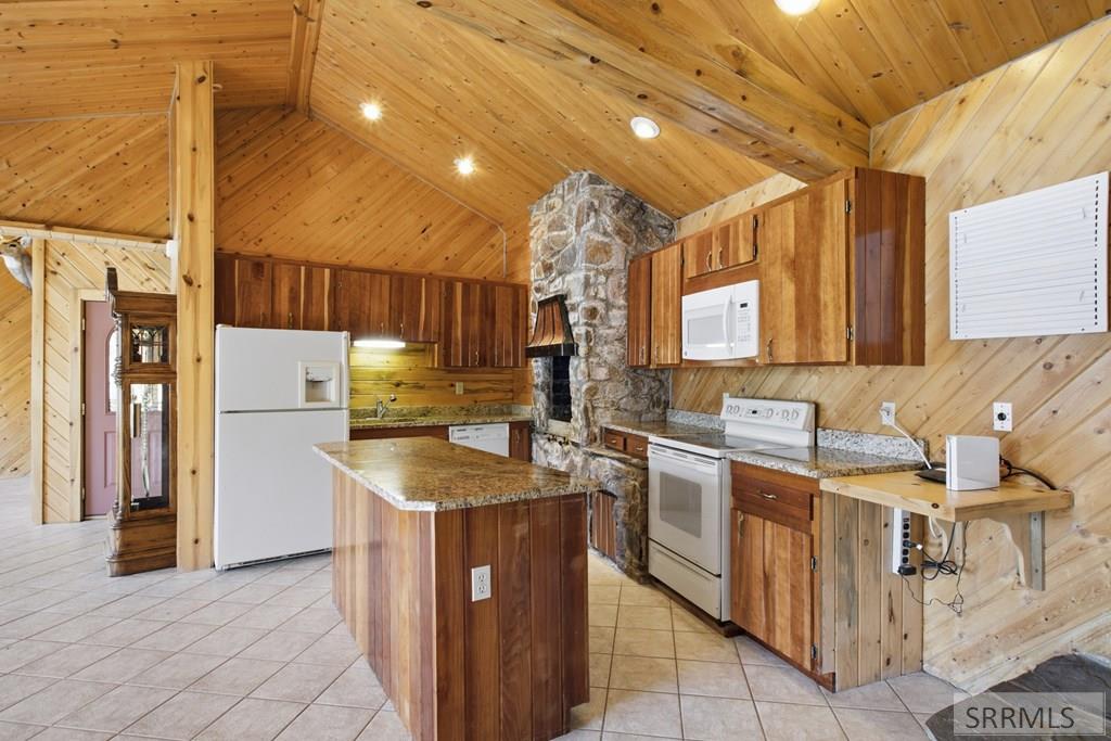 53 S Shoreline Drive Property Photo 19